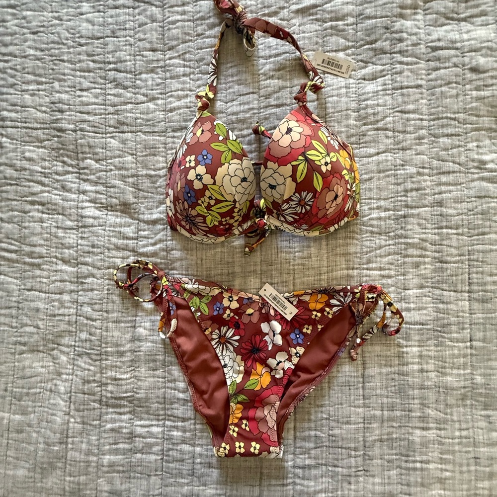 Adore Me Coral Bikini Top